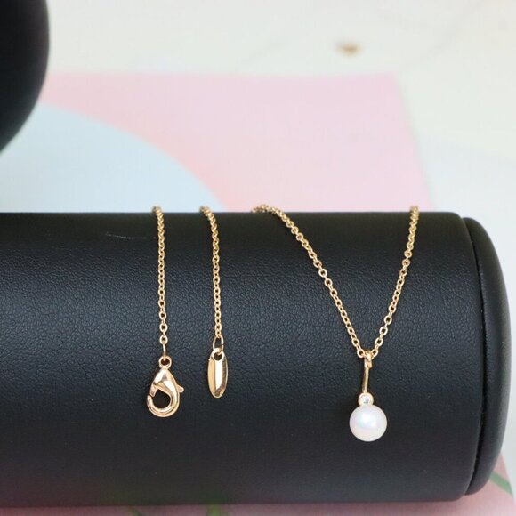 "Elegant Rose Gold Necklace with Pearl Drop and Adjustable Chain, XPNL1875 - Picture 8 of 12